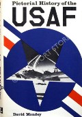 Book cover of Pictorial History of the USAF by MONDEY, David
